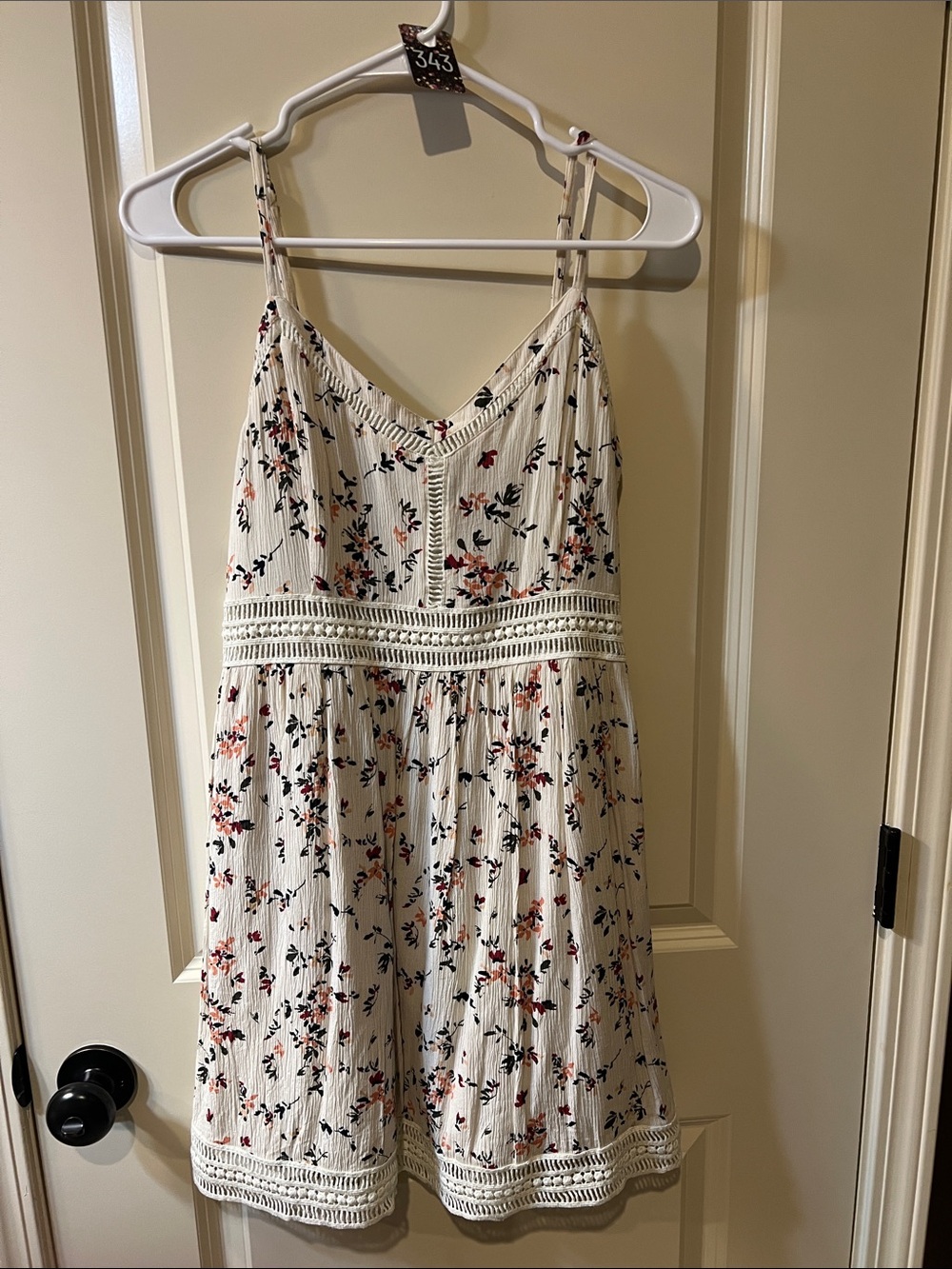 Abercrombie & Fitch White Floral Spaghetti‑Strap Sundress H343